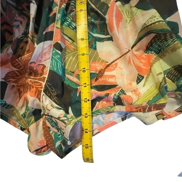 Offline by aerie tropical print shorts - Picture 4 of 4